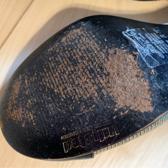 Plaid Heels with Black Tips - Picture 10 of 10